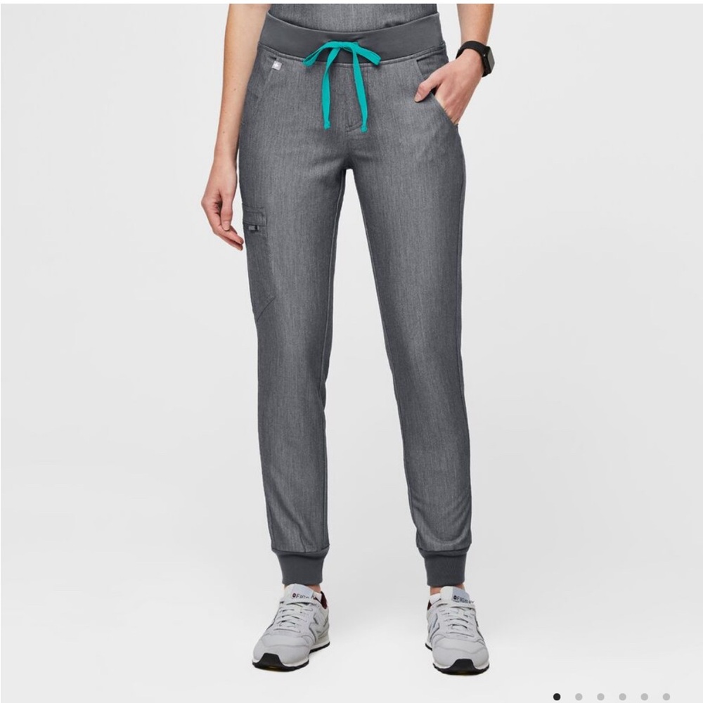 FIGS Tall Zamora Jogger High Waisted Scrub Pants in Large